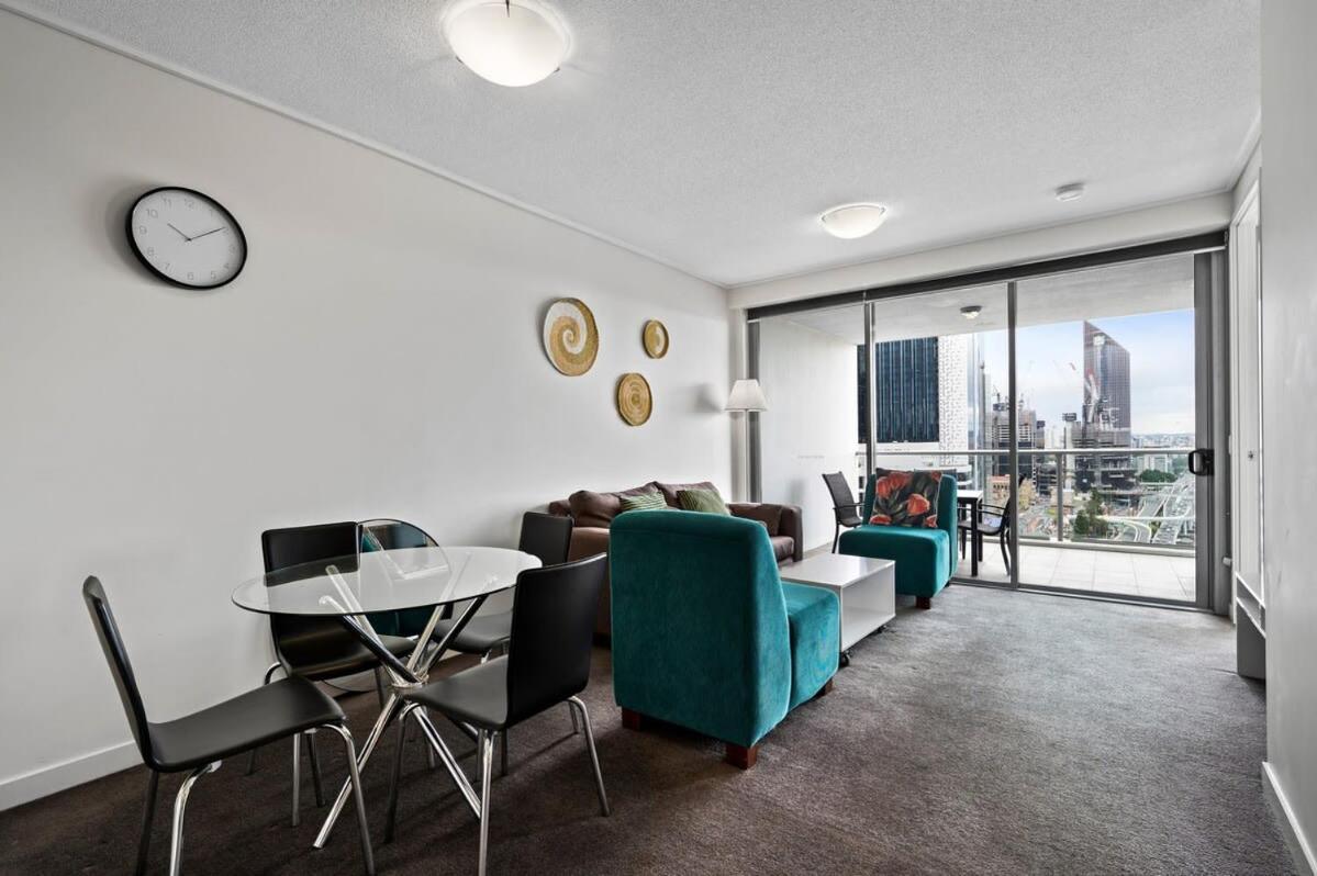 City Living - Brisbane River-View 2 Bedroom Apt Luaran gambar